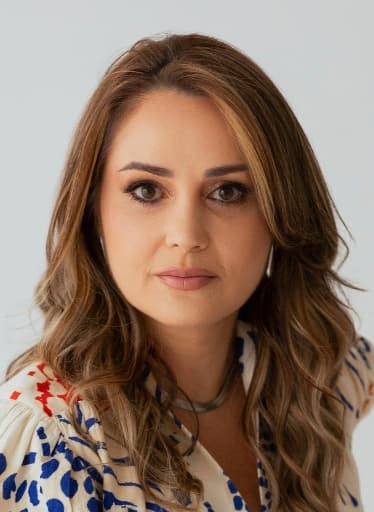  KAREN ESPINDOLA