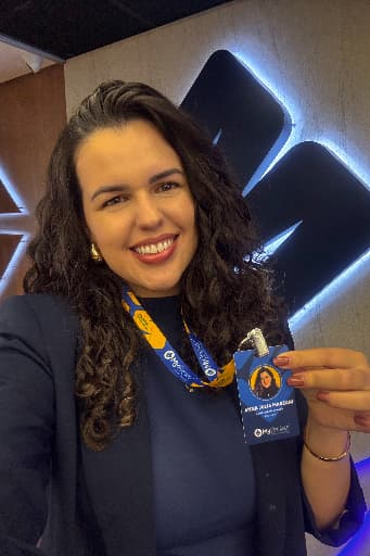 ANNA JULIA VILELA POVOA LEMES MARZANI