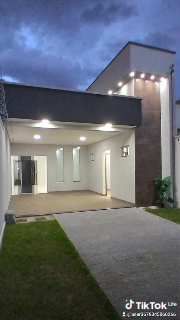 Casa Moderna com 3 Quartos e Entrada Facilitada no Residencial Canadá