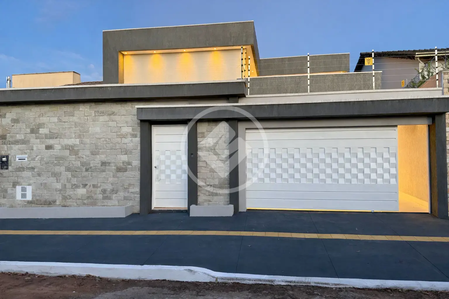 🏡 Casa Térrea de Alto Padrão à Venda no Residencial Flamingo