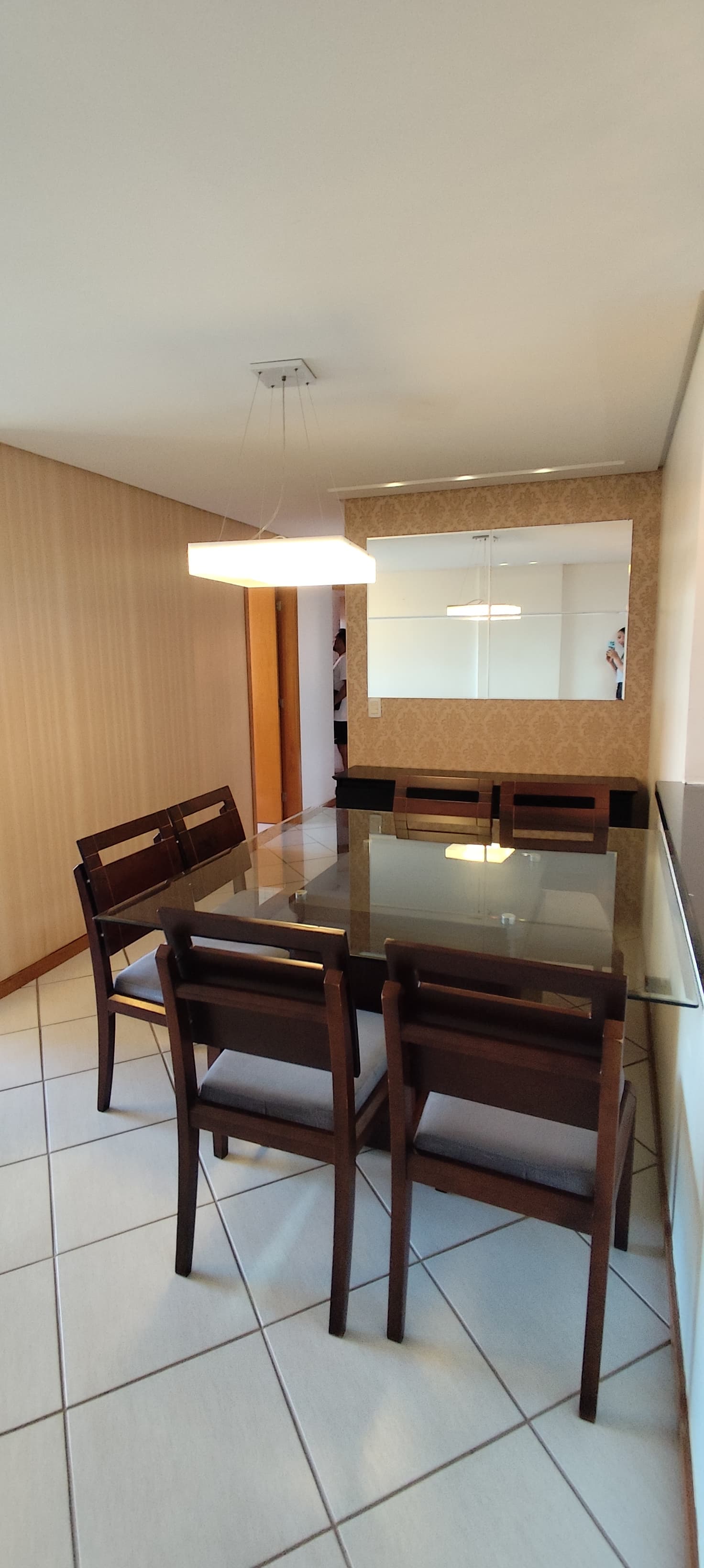 APARTAMENTO SEMI MOBILIADO ELDORADO