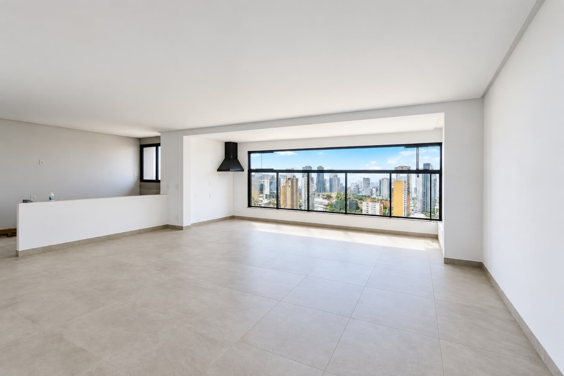 Apartamento com 3 suítes à venda no Setor Bueno