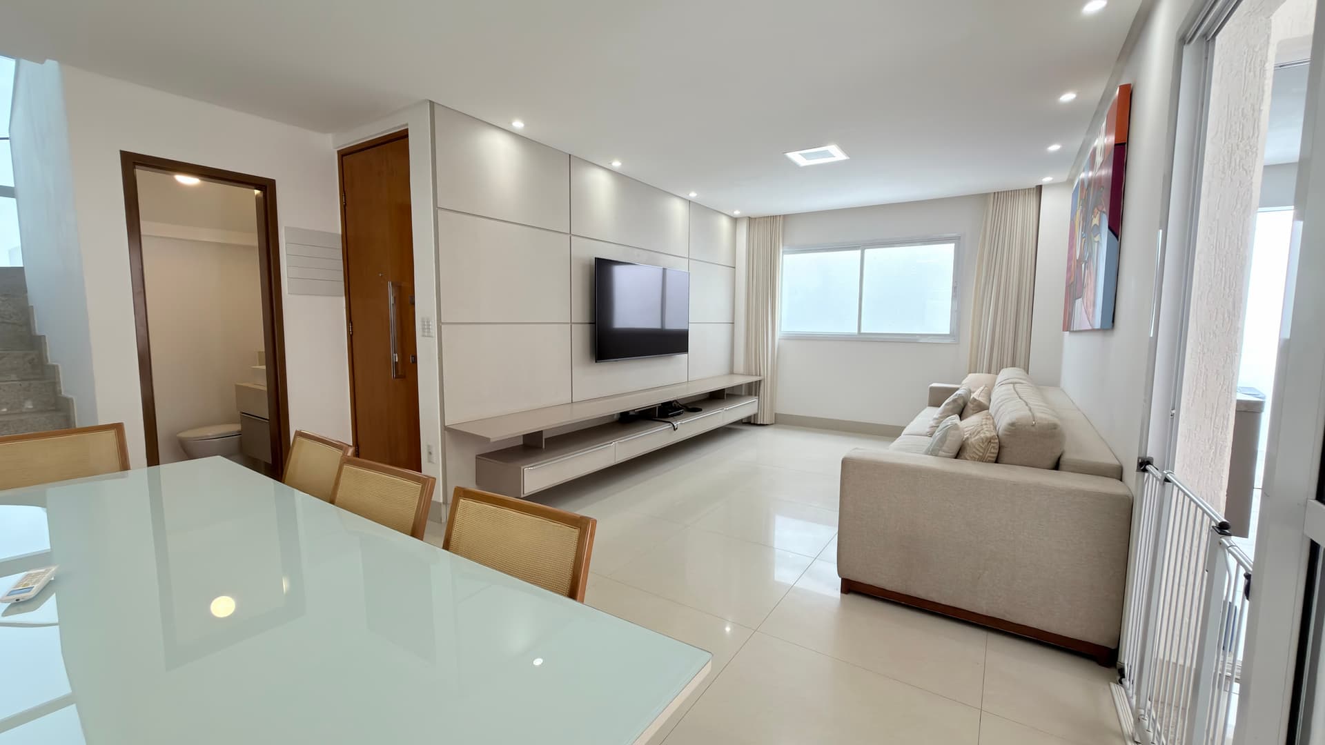 Casa à venda com 3 suítes no Residencial Gran Vitória, no Jardim Vitória
