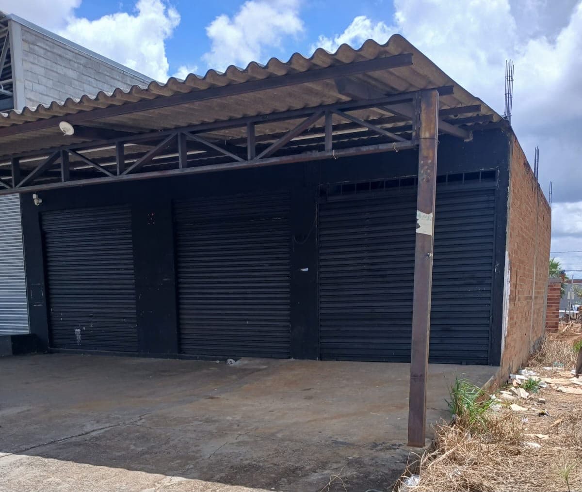 Ponto comercial à venda no Residencial Santa Fé