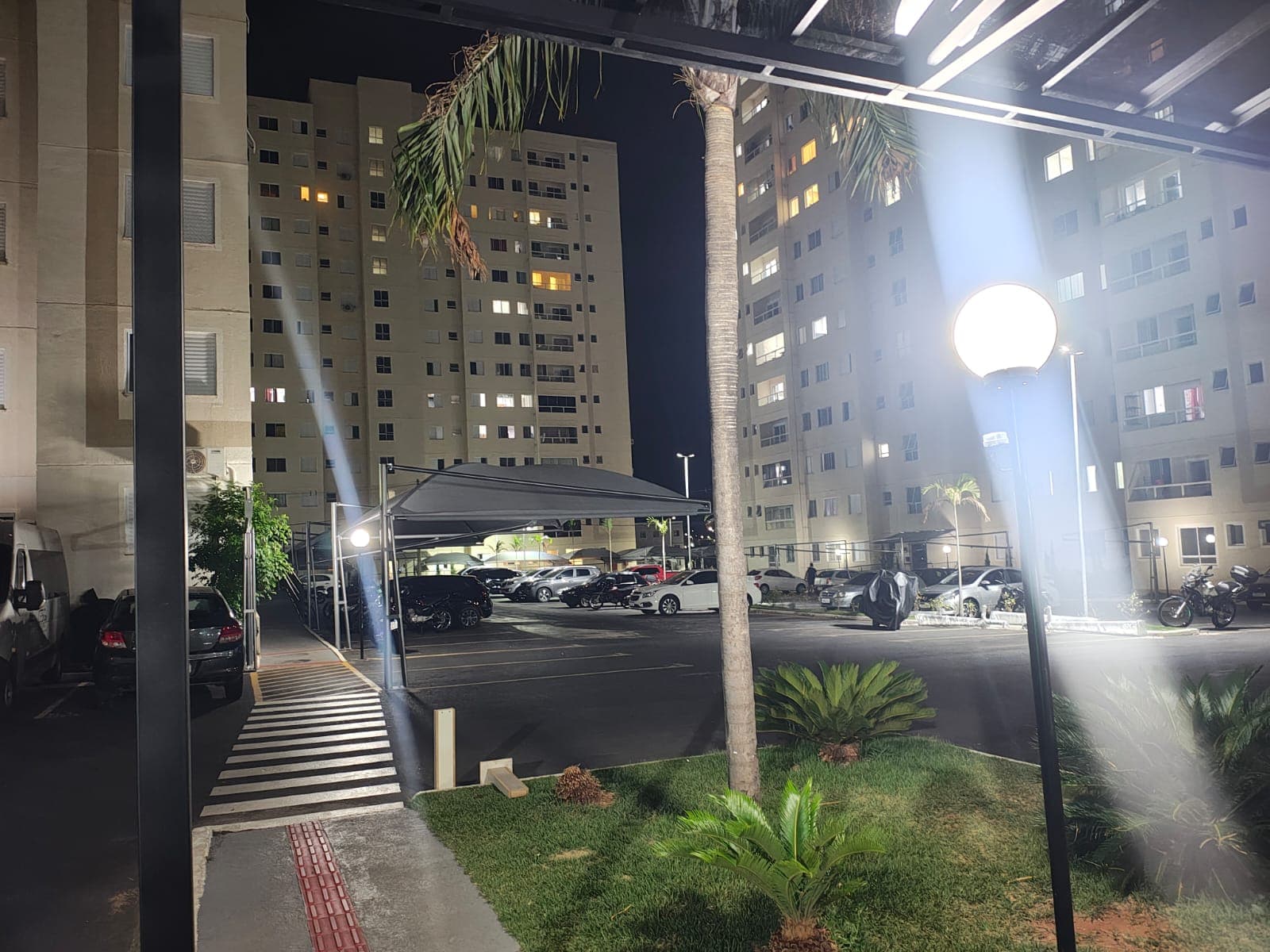 Apartamento com 1 suíte à venda na Zona Sul, Uberlândia