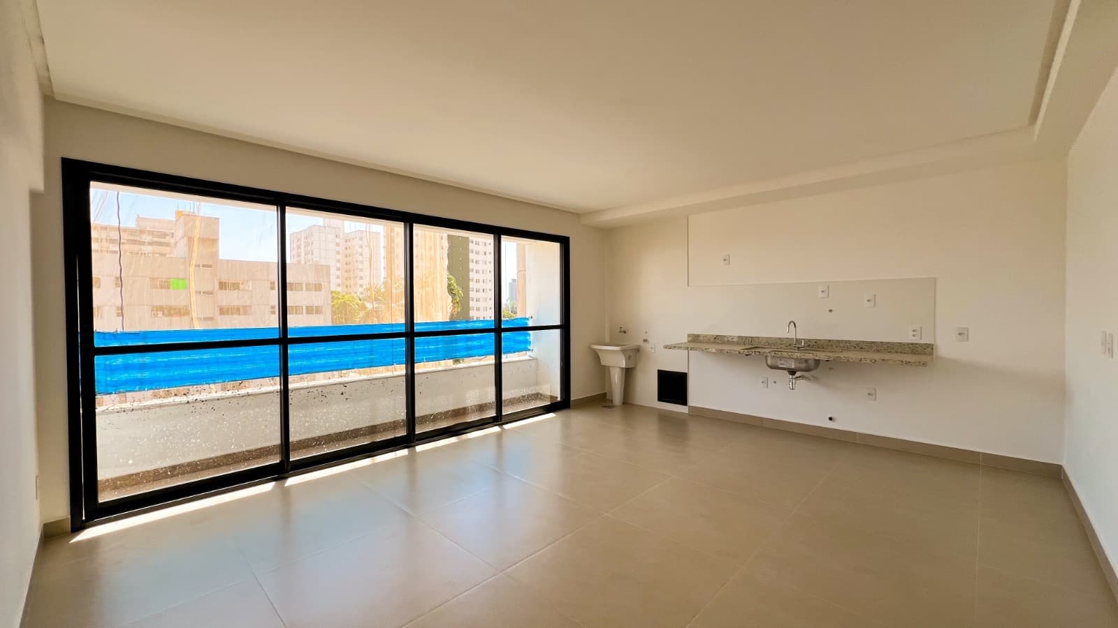 Apartamento de 67m² com 1 suíte à venda no Setor Aeroporto