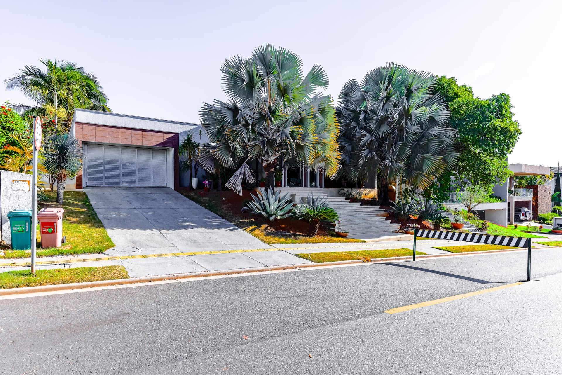 Casa térrea com 4 suítes à venda no Alphaville Cruzeiro