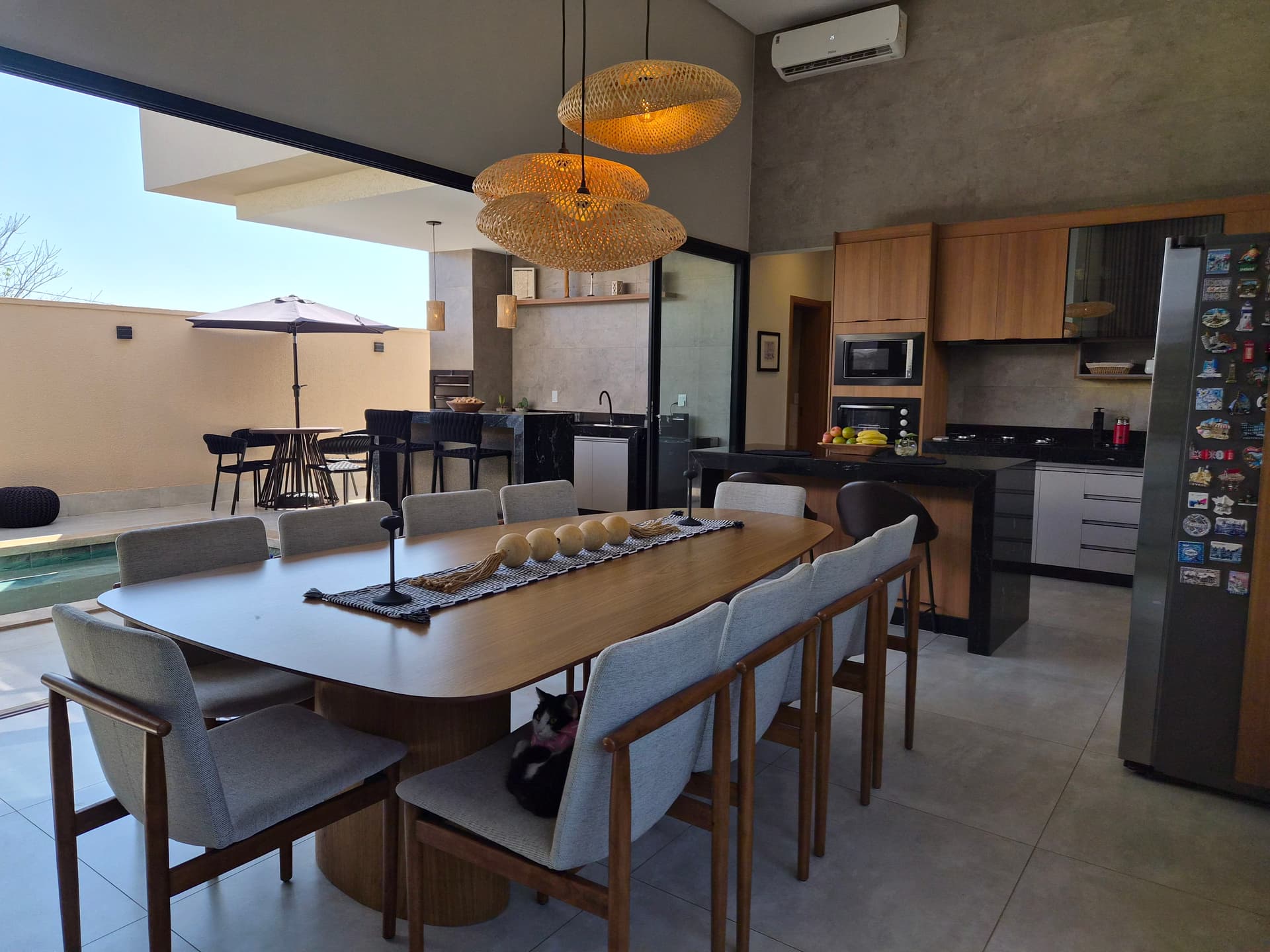 Casa térrea à venda com 3 suítes no Terras Alpha