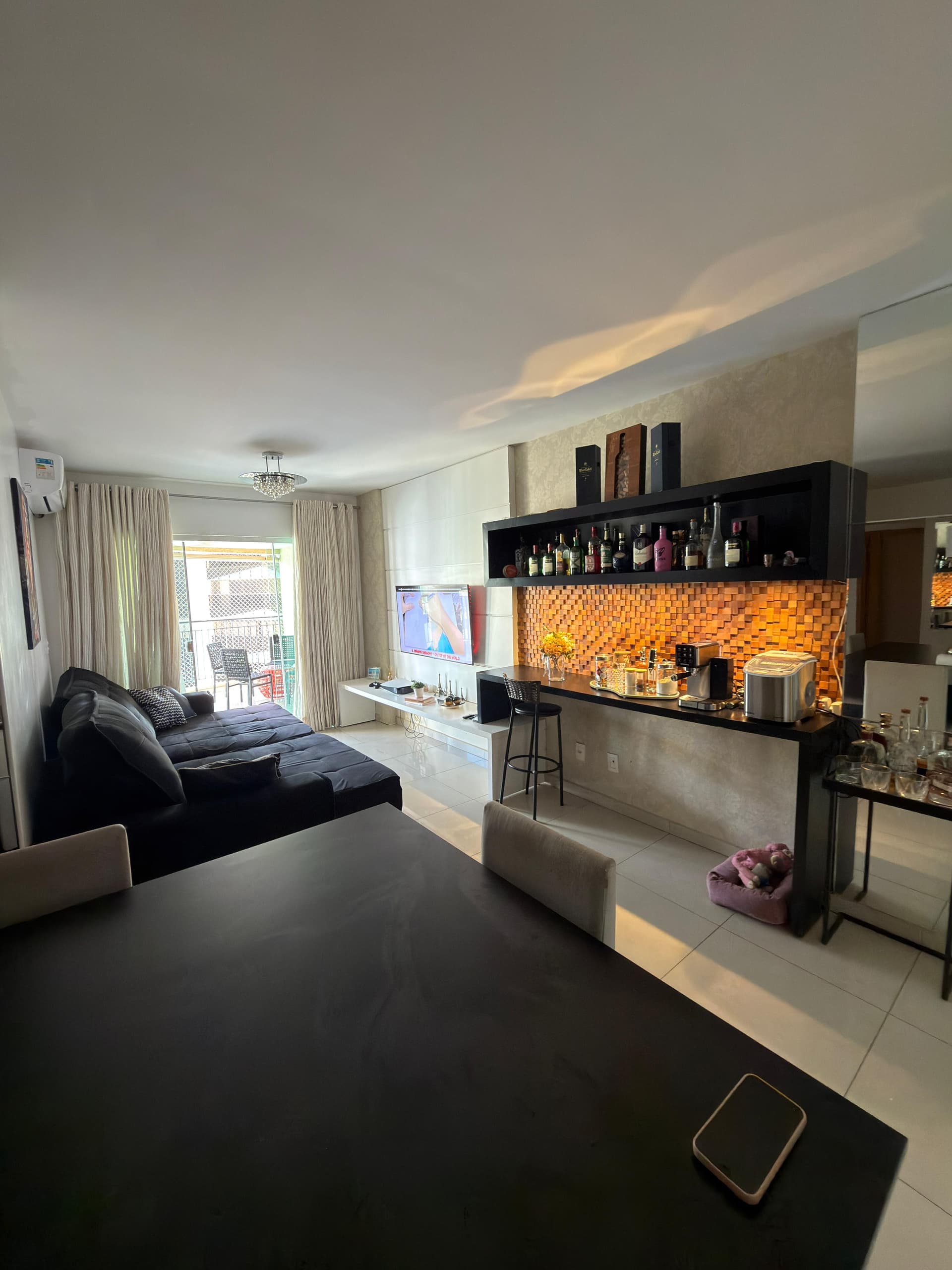 APARTAMENTO 3 SUÍTES, MOBILIADO NO SETOR BUENO