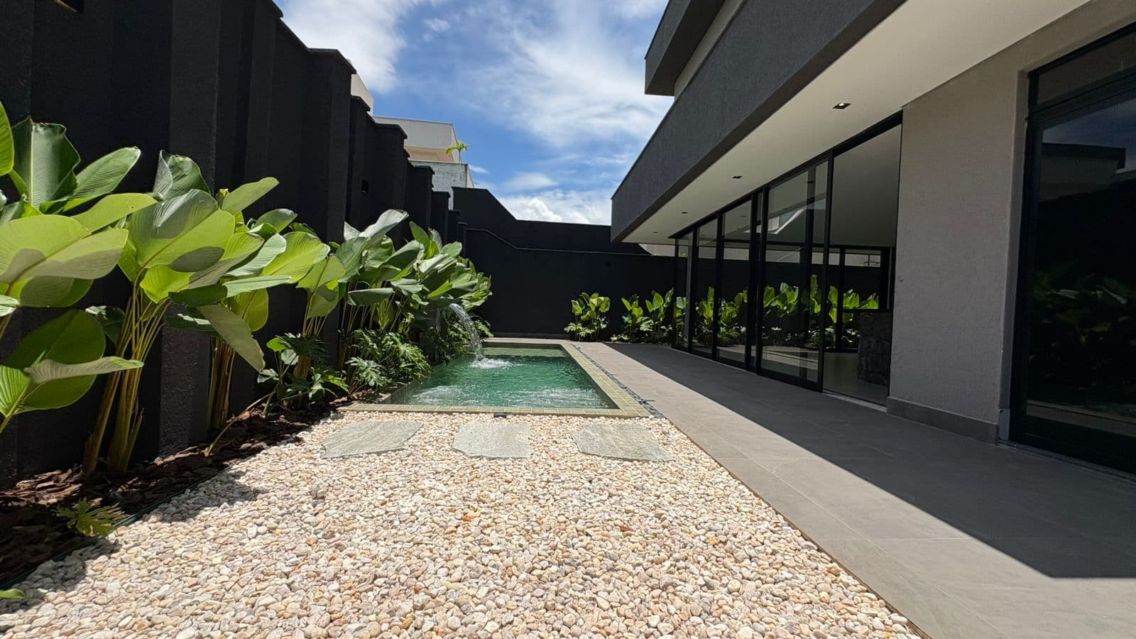 Sobrado Condominio Jardins Capri