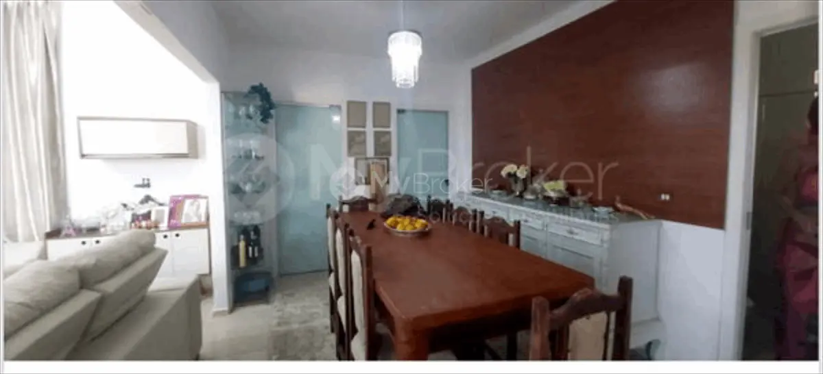 Casa sobrado com 1 suíte à venda no Residencial Morumbi