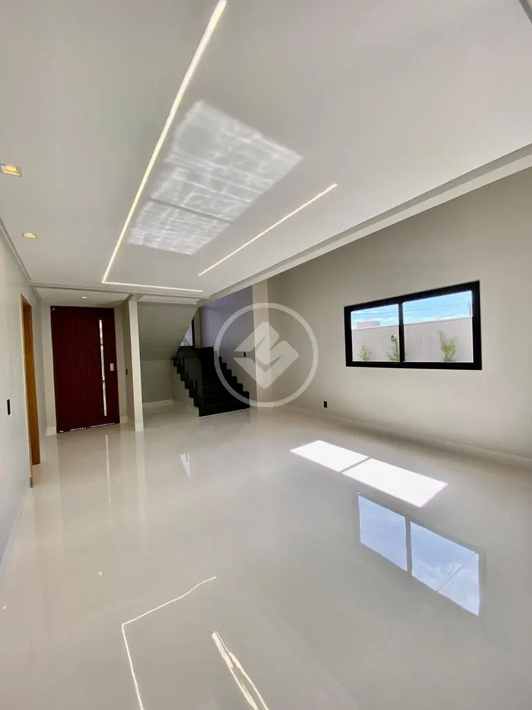 Casa Alto Padrão - Aparecida de Goiânia codigo: 67480