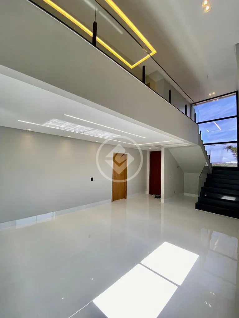 Casa Alto Padrão - Aparecida de Goiânia codigo: 67480