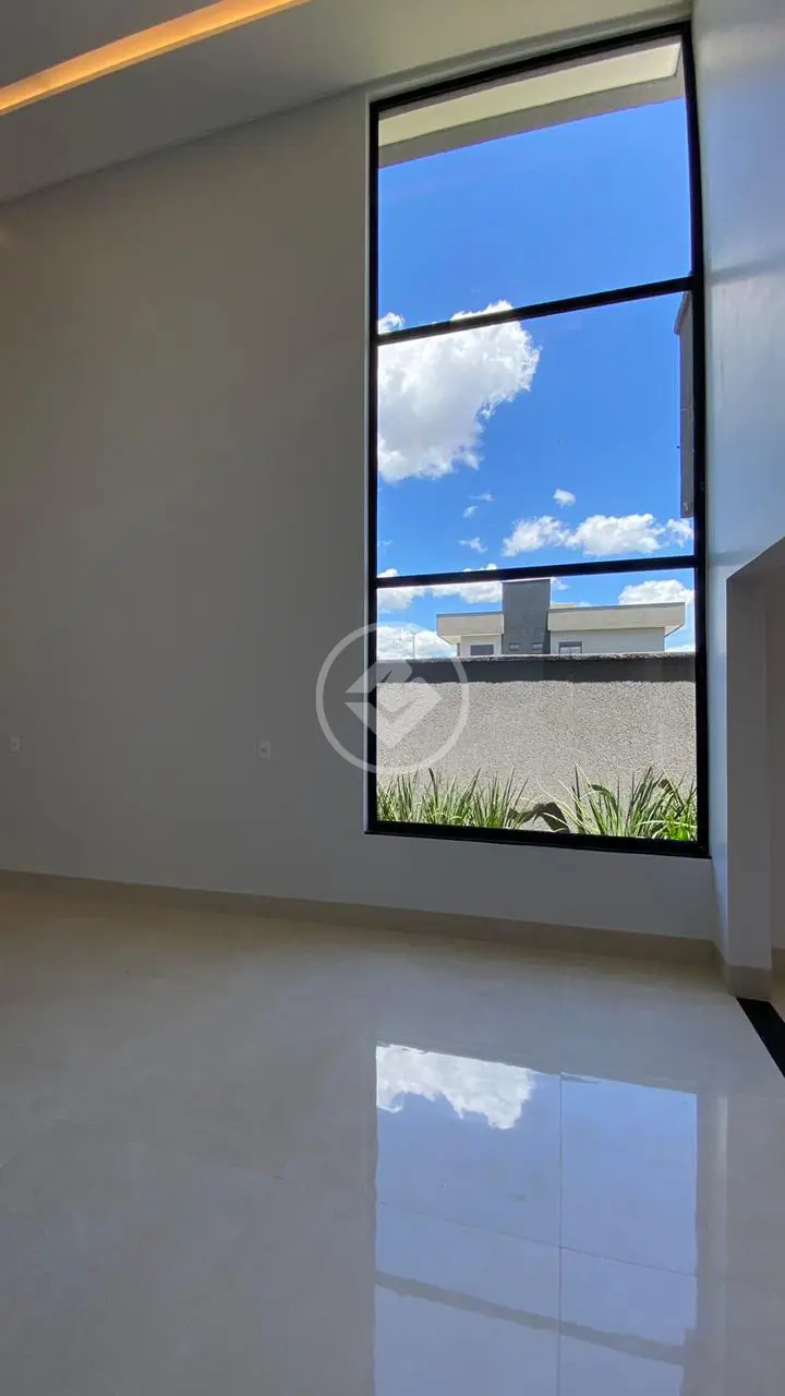 Casa em Condomínio Alto Padrão - Parqville Jacarandá codigo: 67988