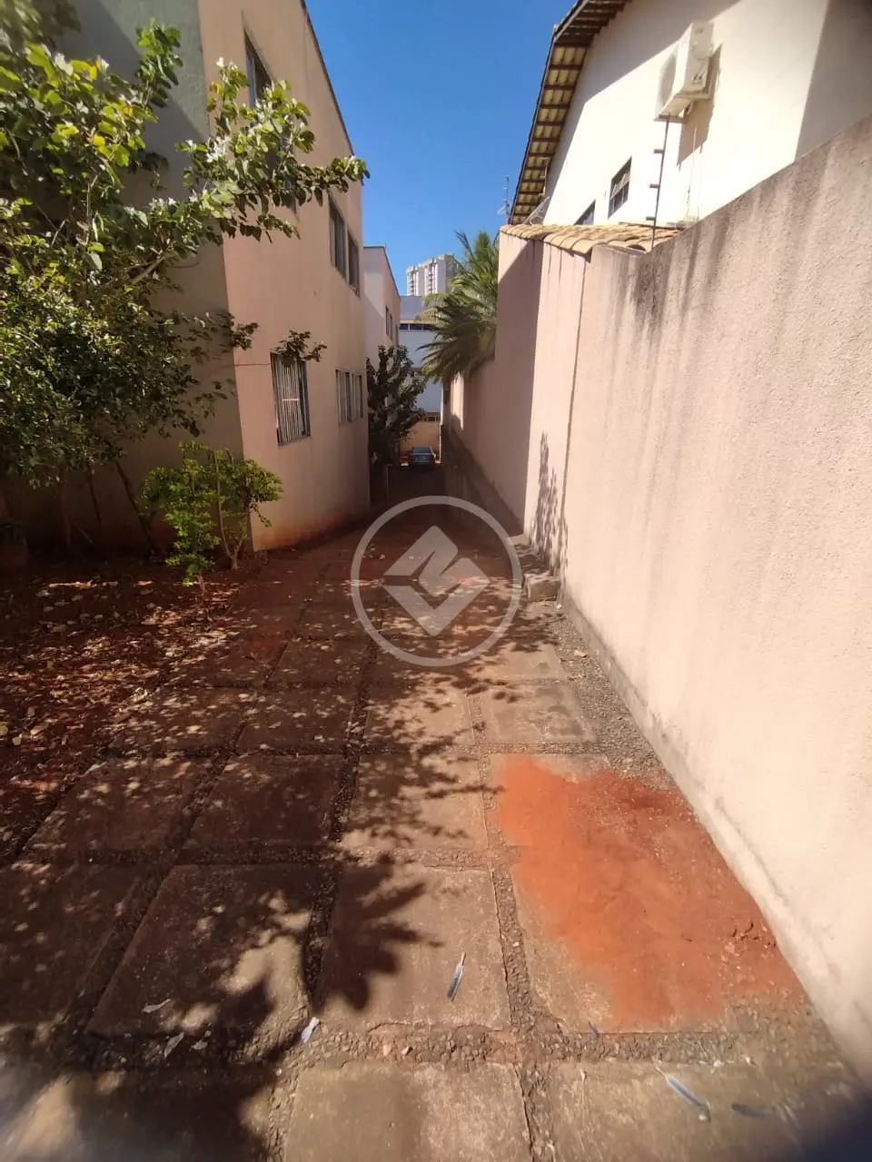 PREDIO RESIDENCIAL COM 4 APARTAMENTOS codigo: 77220