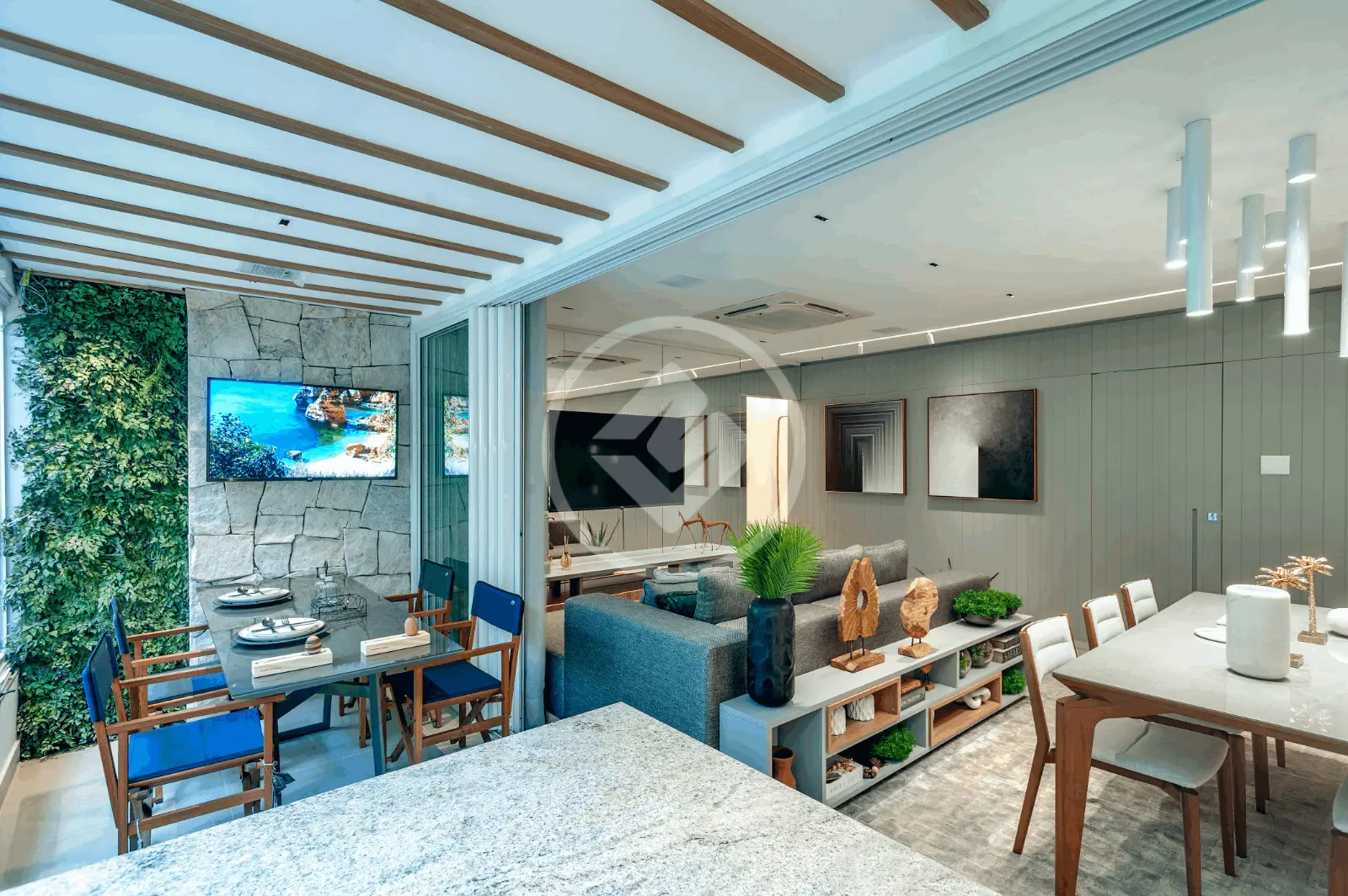 Apartamento à venda com 3 suítes no Euro Park Noronha codigo: 32082