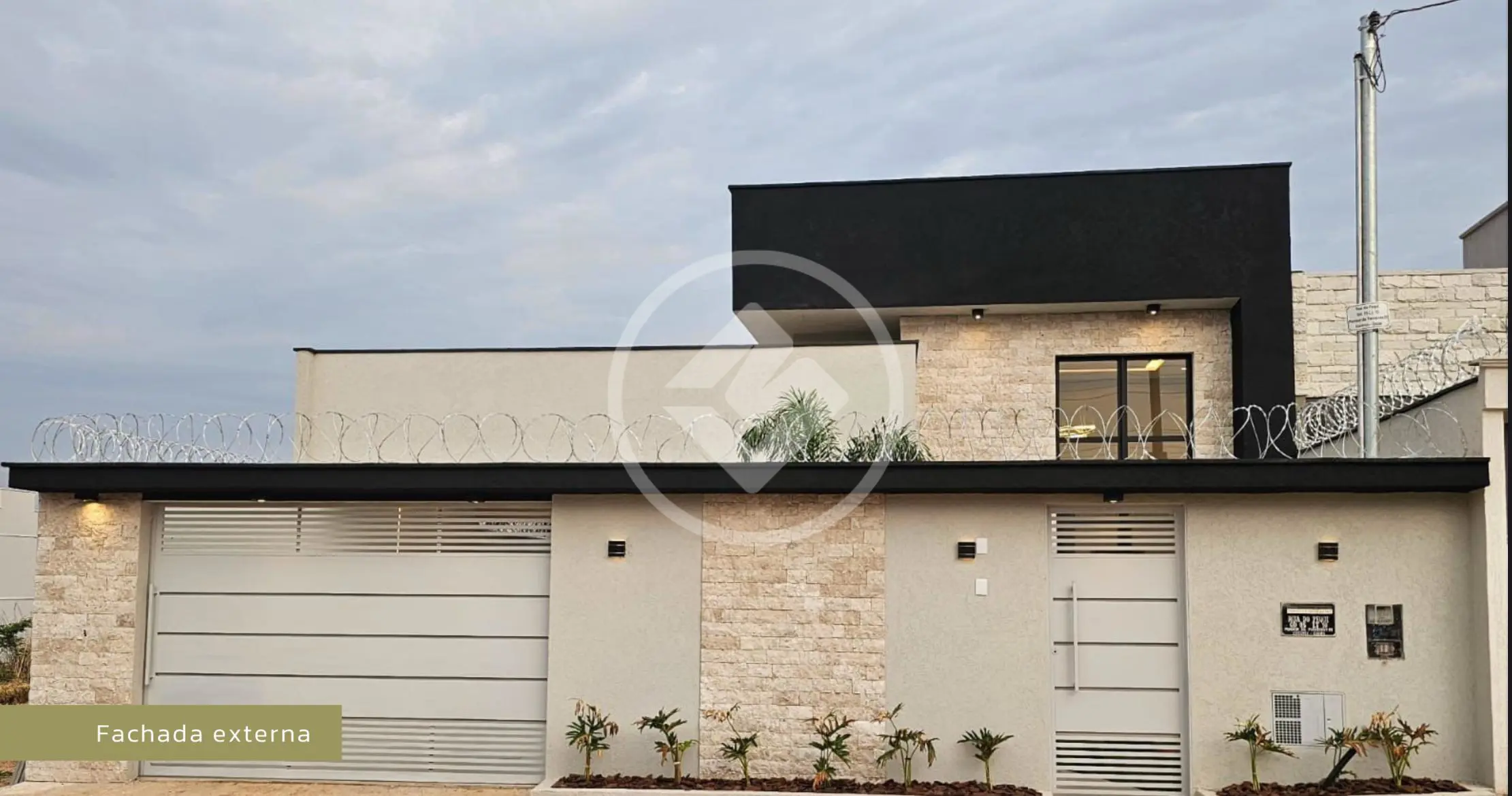 IMÓVEL DE ALTO PADRÃO À VENDA! Parque das Palmeiras codigo: 106810
