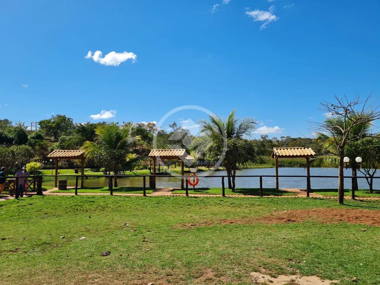 Terrenos, Lotes e Condomínios à venda - Terra Santa Canaã codigo: 108575