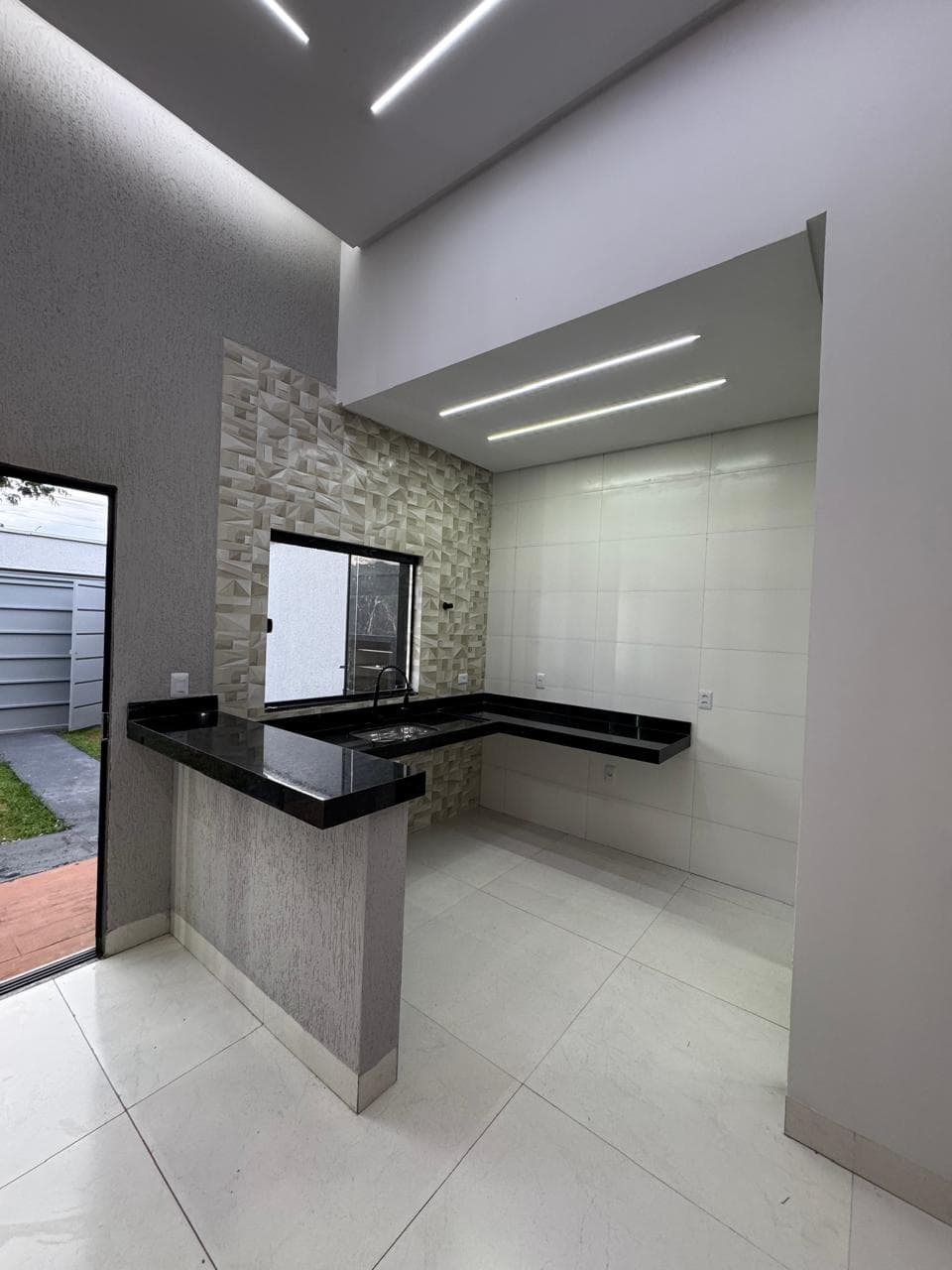 CASA NO SETOR RESIDENCIAL ELIZENE