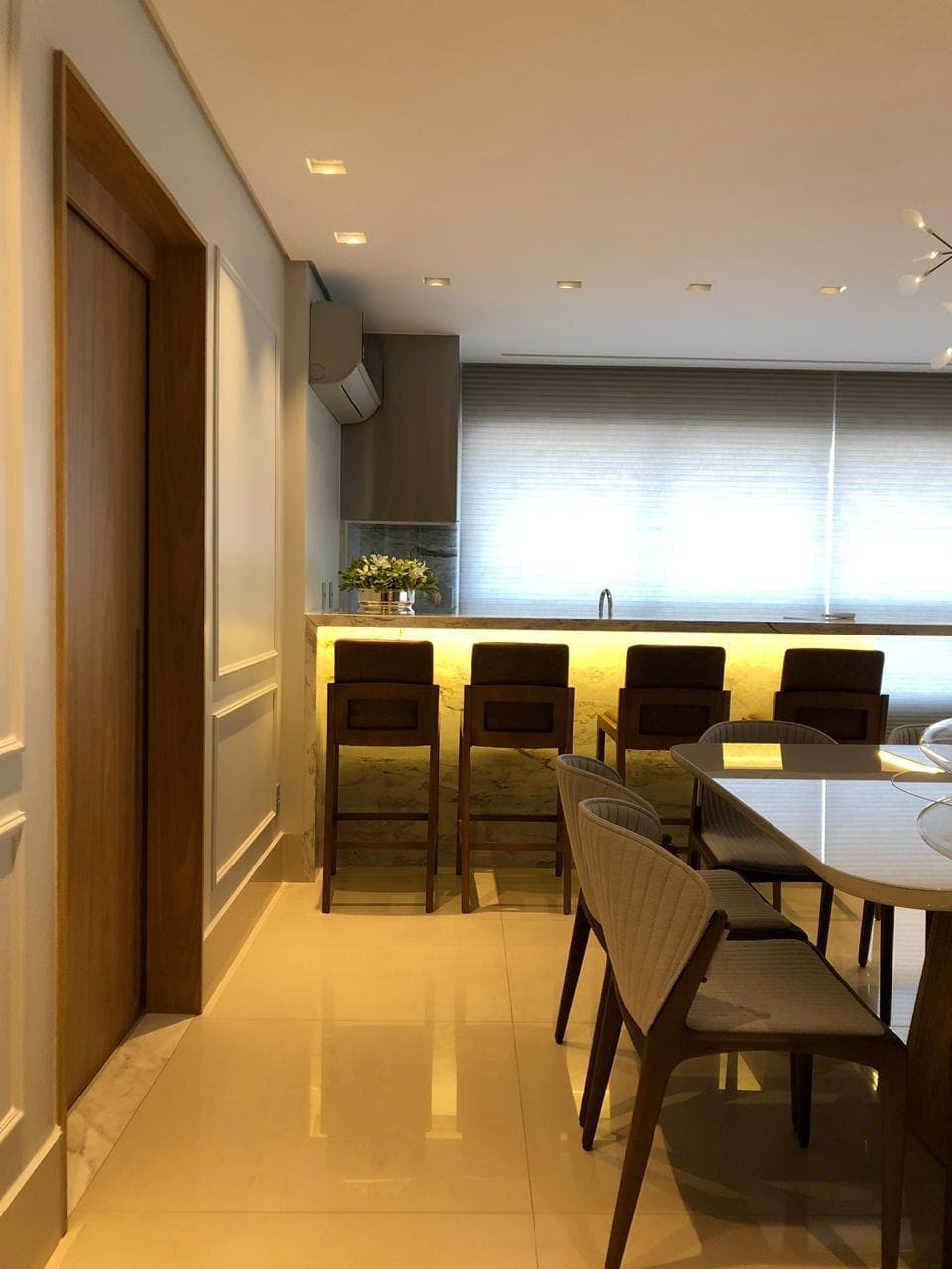 Apartamento mobiliado à venda com 3 quartos no Setor Marista