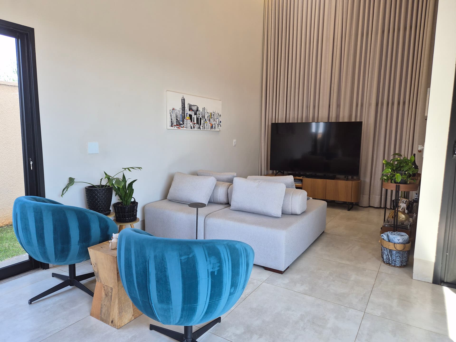 Casa à venda com 3 suítes no Terras Alpha Residencial 1