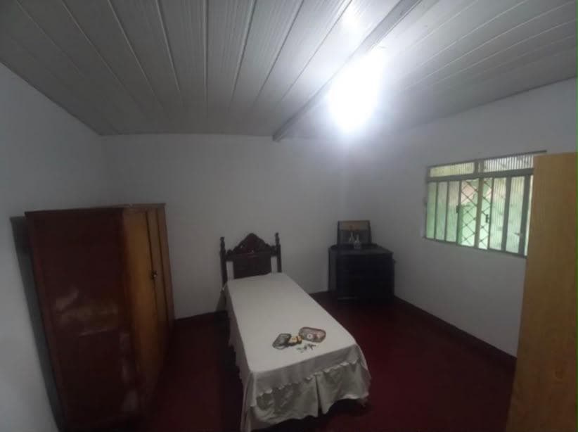 Casa com 6 quartos e barracão nos fundos à venda no Setor Campinas