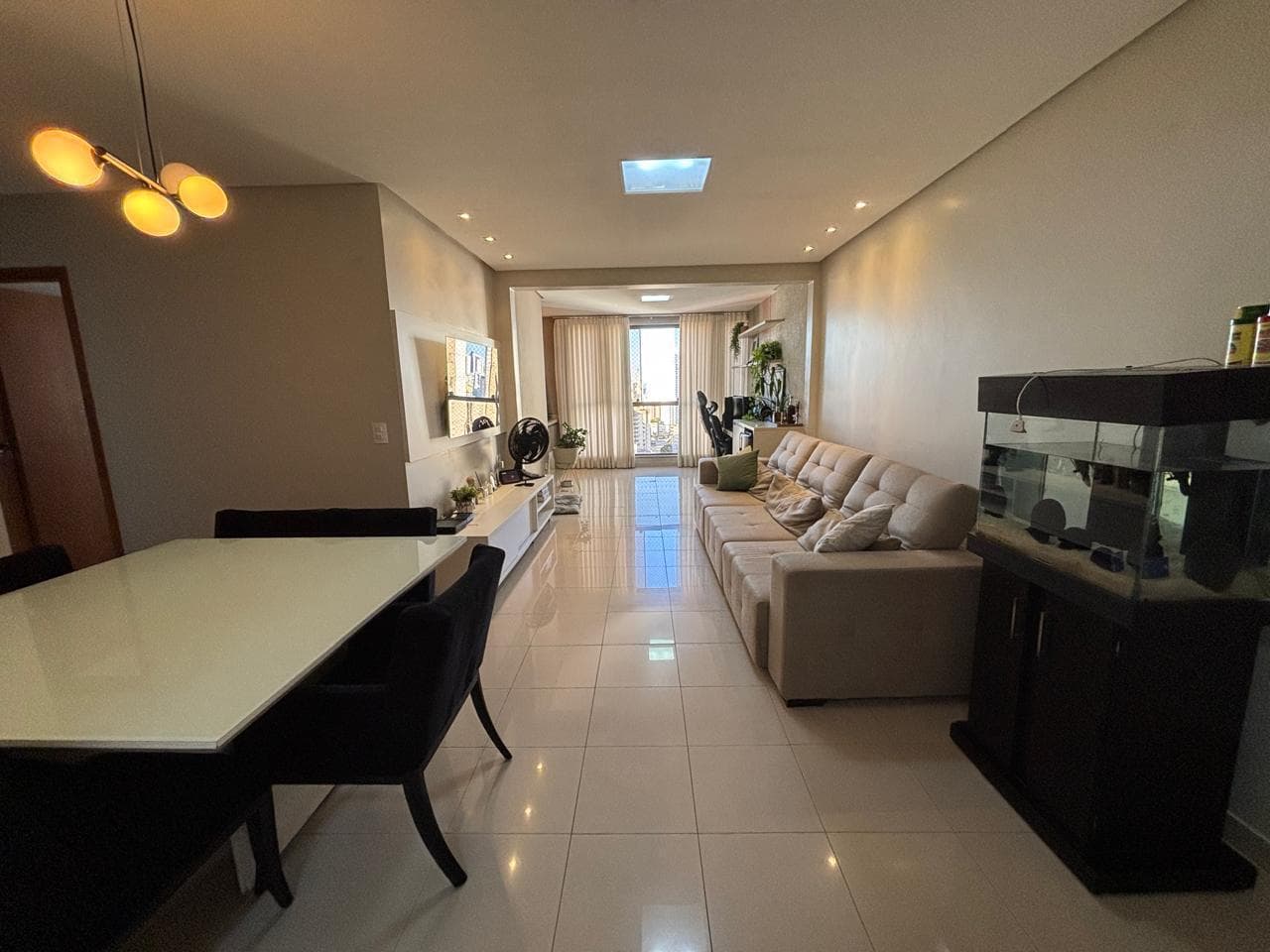 Apartamento nascente com 3 suítes à venda no Setor Bueno