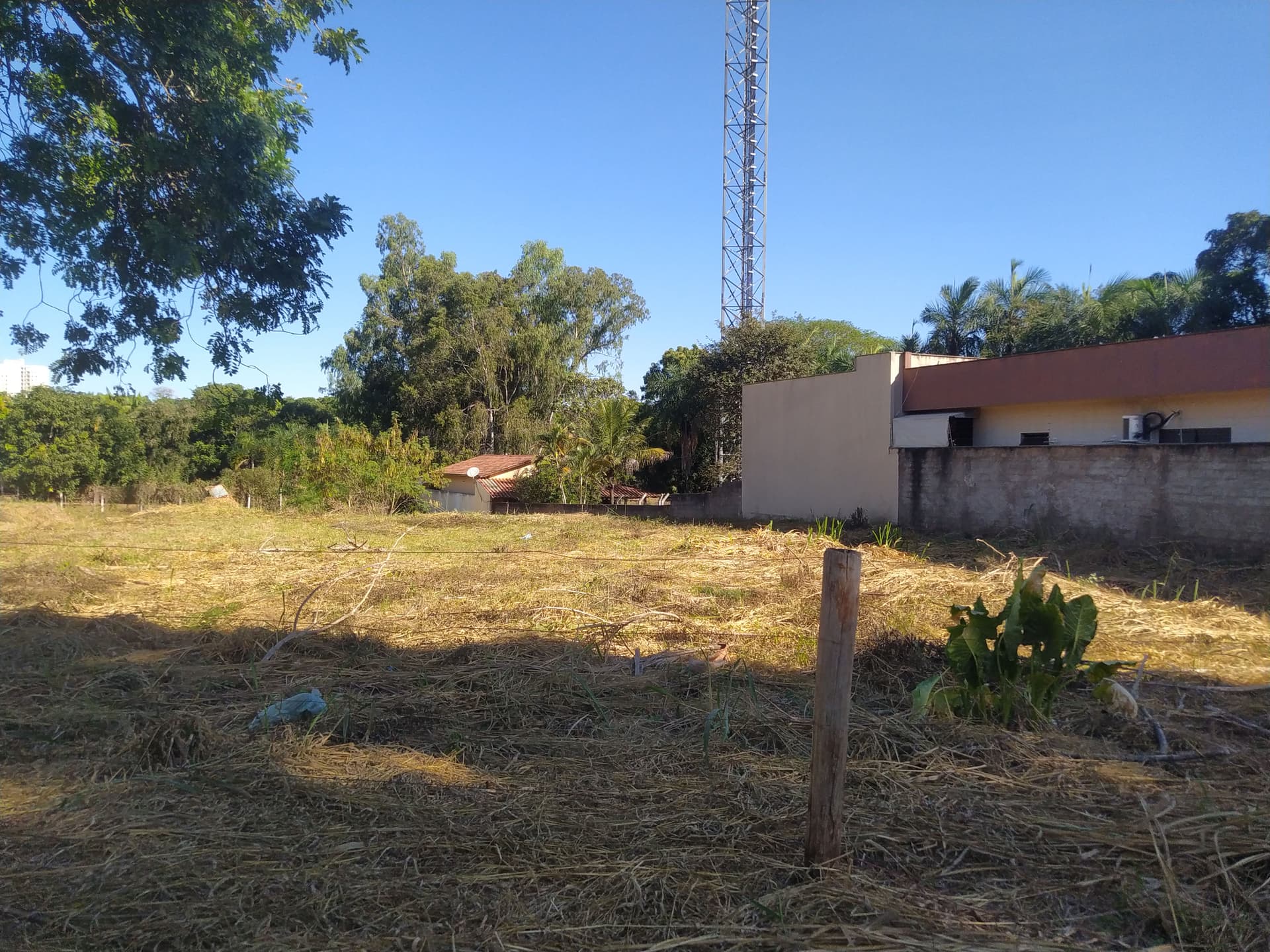 Terreno de 1.044,08 m²  Setor Jaó