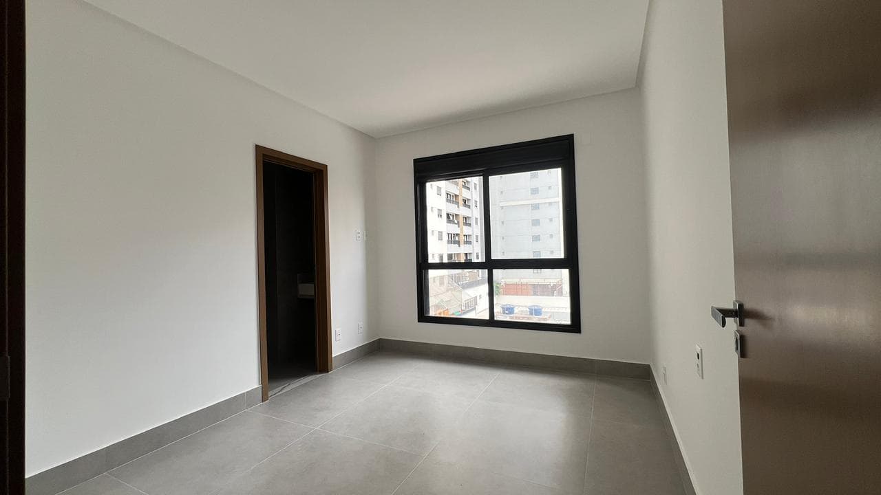 Apartamento à venda com 3 suítes no Setor Marista