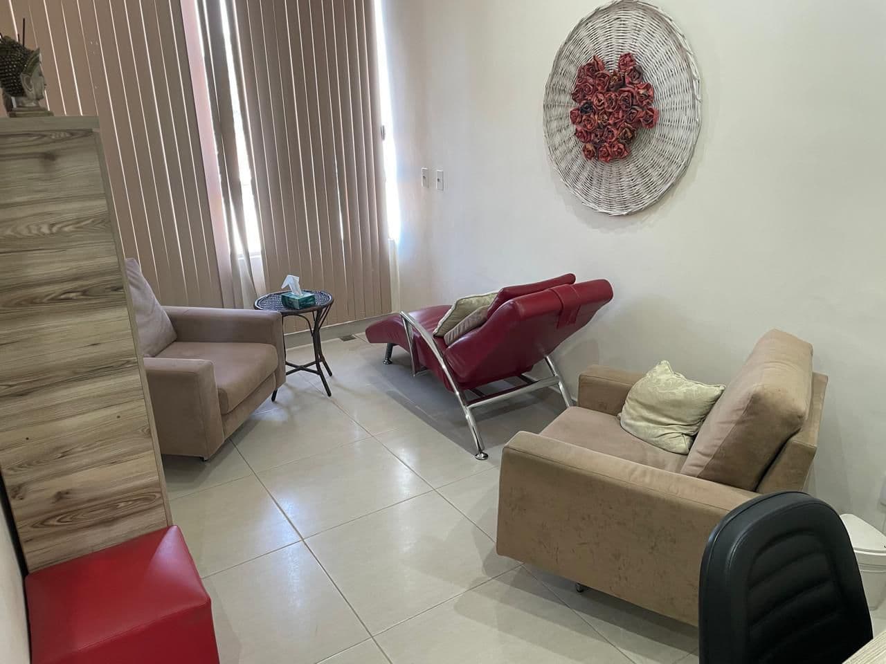 Sobrado Comercial à venda no Setor Leste Vila Nova