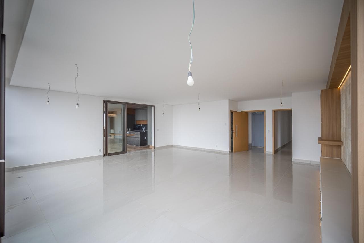 Cobertura penthouse à venda com 4 suítes no Setor Bueno com piscina privativa
