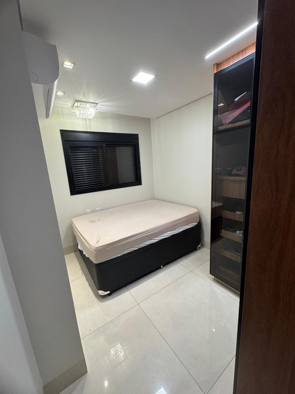 Apartamento com 3 suítes à venda no Setor Marista