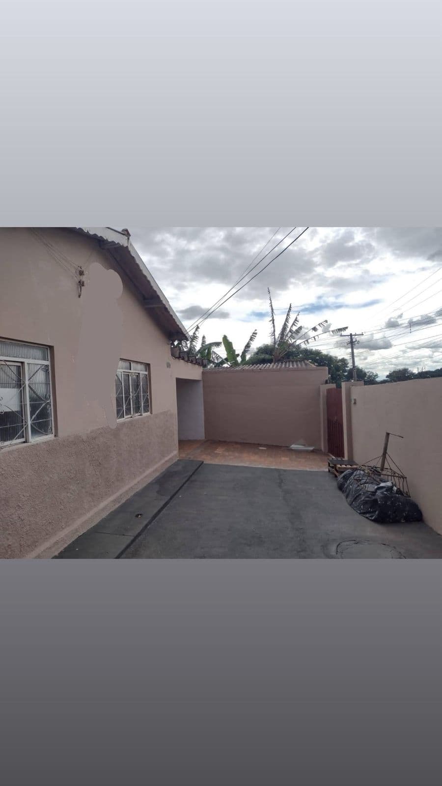 Casa com 1 suíte à venda no Setor Água Branca