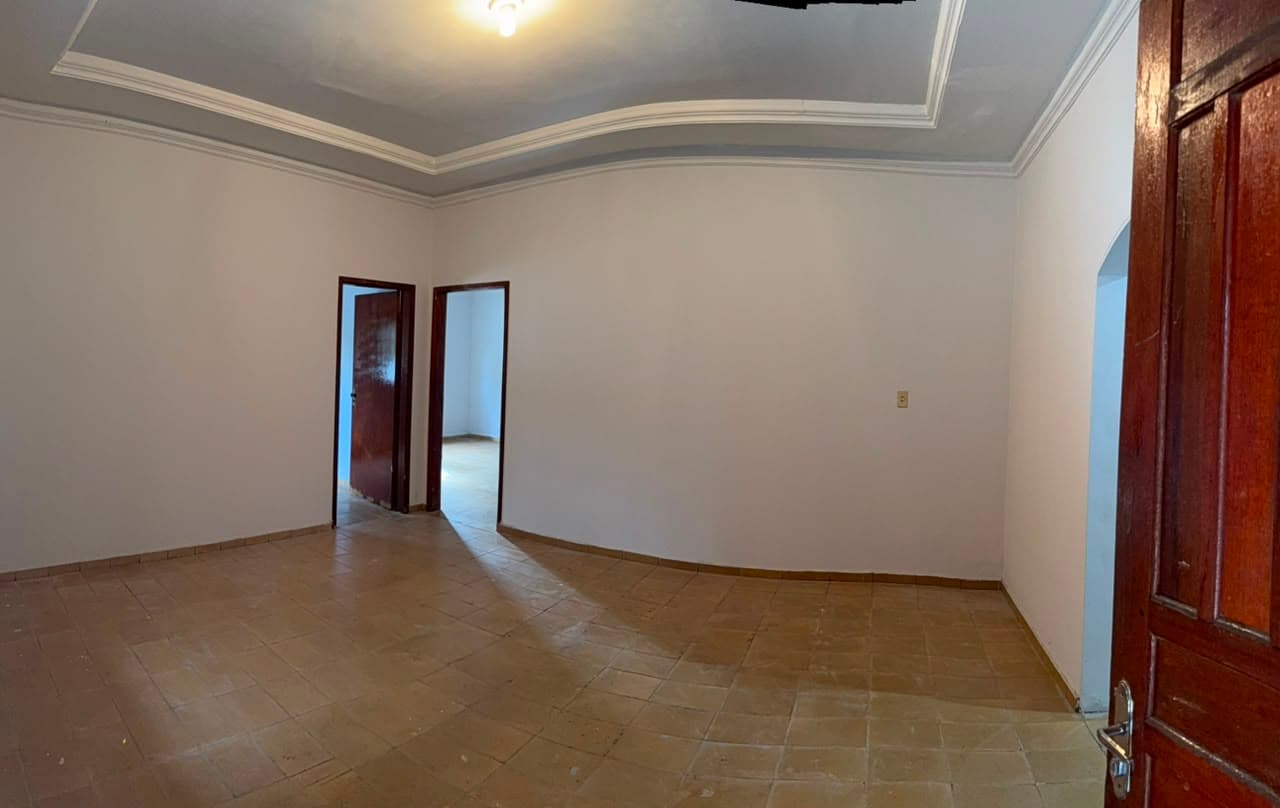 Casa no Jardim América  04 quartos – Espaço, Conforto e Excelente