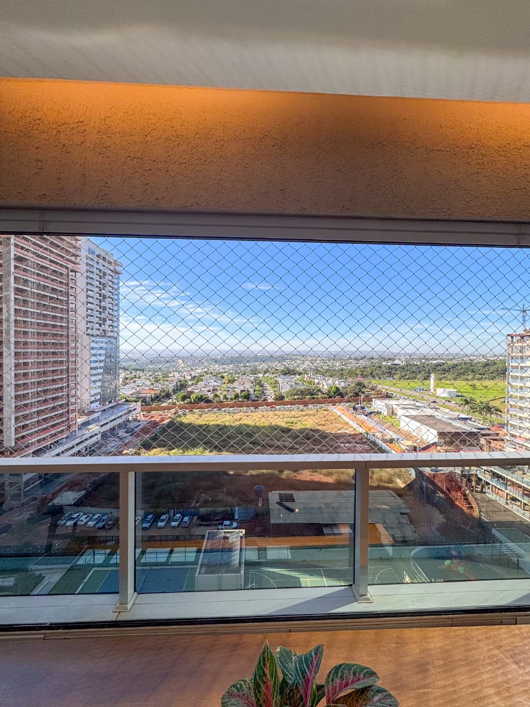 Apartamento à venda 3 suítes no Park Lozandes
