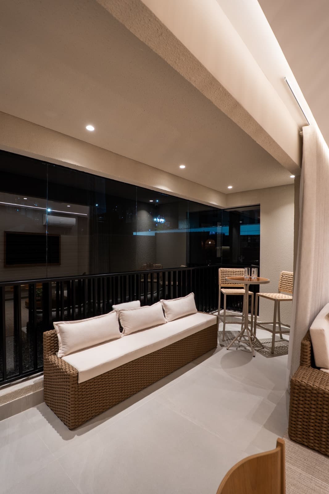 Apartamento com 3 suítes à venda no Setor Vila Rosa