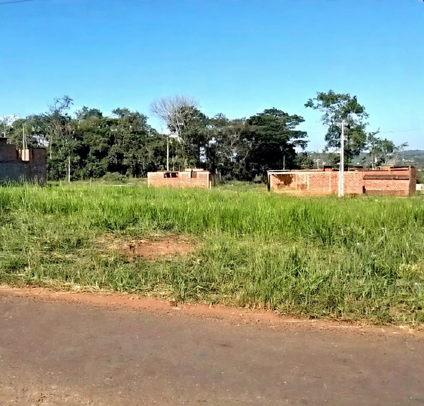 Lote com 700 m2 à venda no Setor Residencial 14 Bis