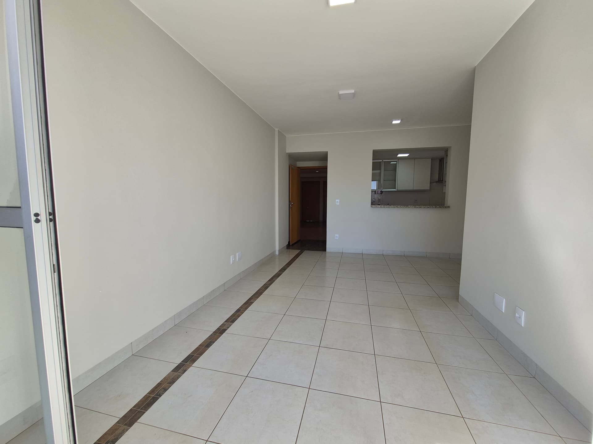APARTAMENTO 3 QUARTOS NO ALTO DO SETOR BUENO