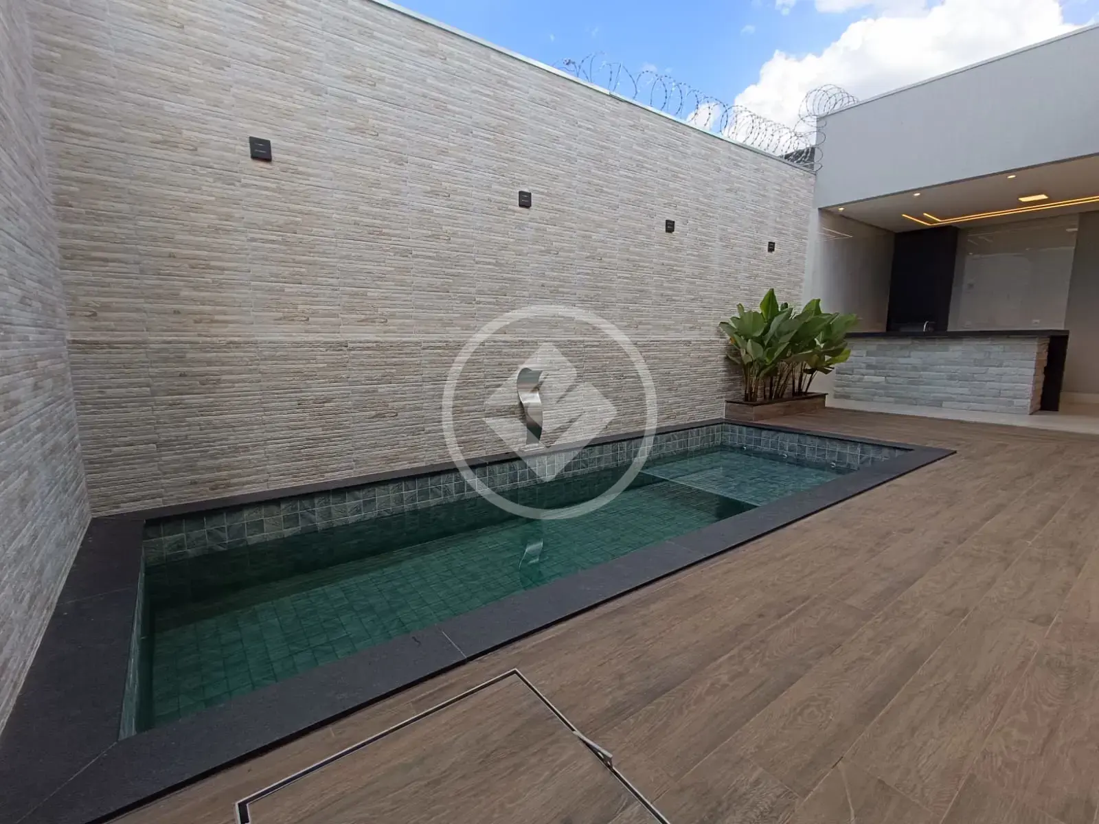 🏡 Casa Térrea de Alto Padrão à Venda no Residencial Flamingo