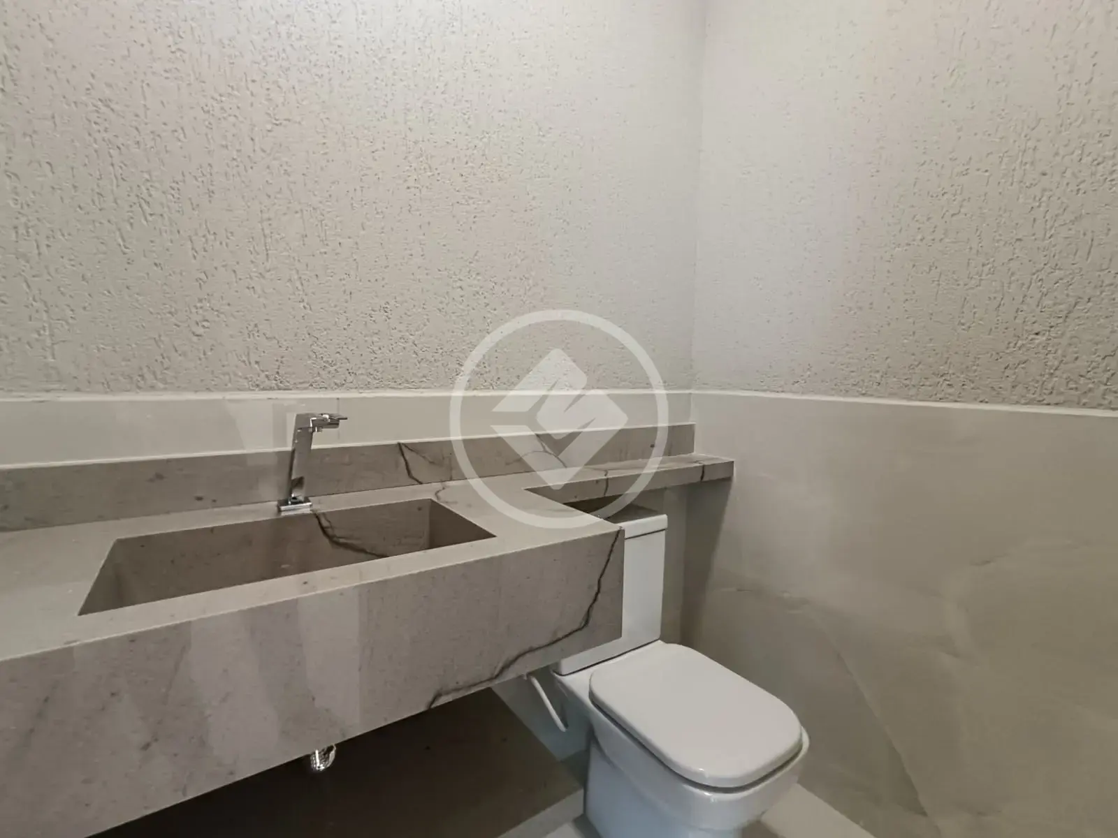 🏡 Casa Térrea de Alto Padrão à Venda no Residencial Flamingo