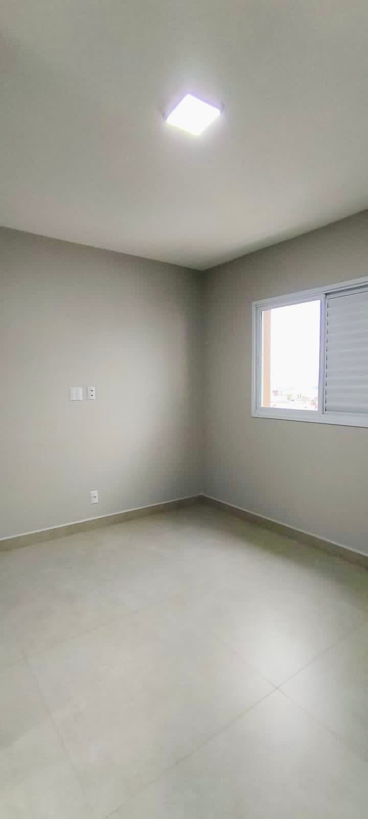 Apartamento no Avenida Parque Anápolis avenida universitária 100 metros