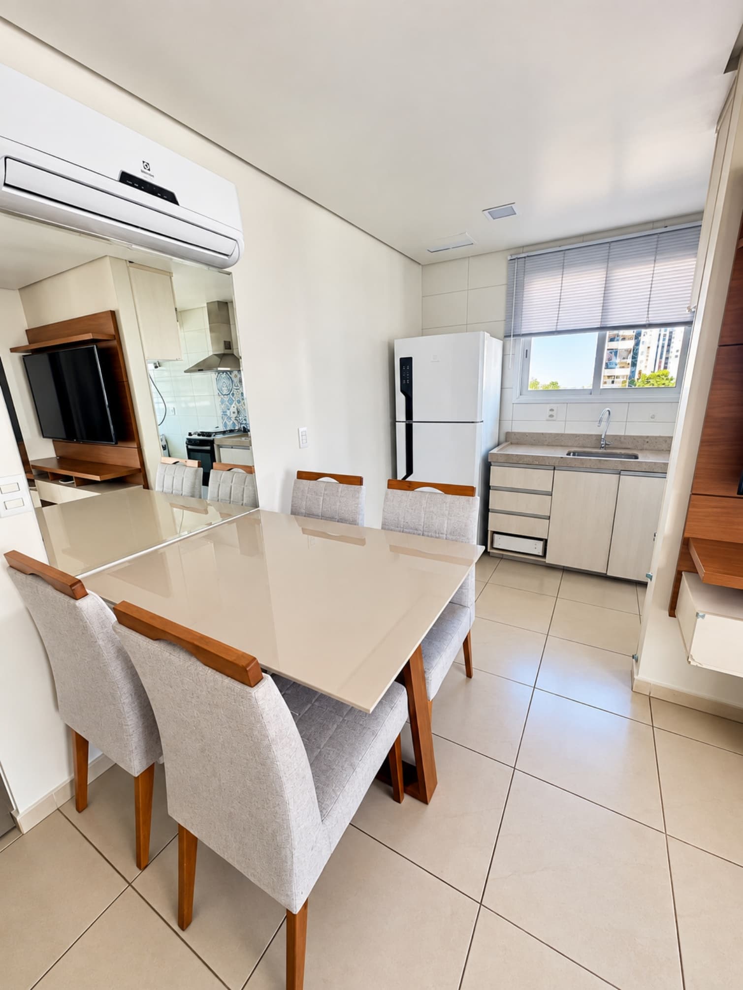 Apartamento à venda com 2 suítes no Setor Bueno