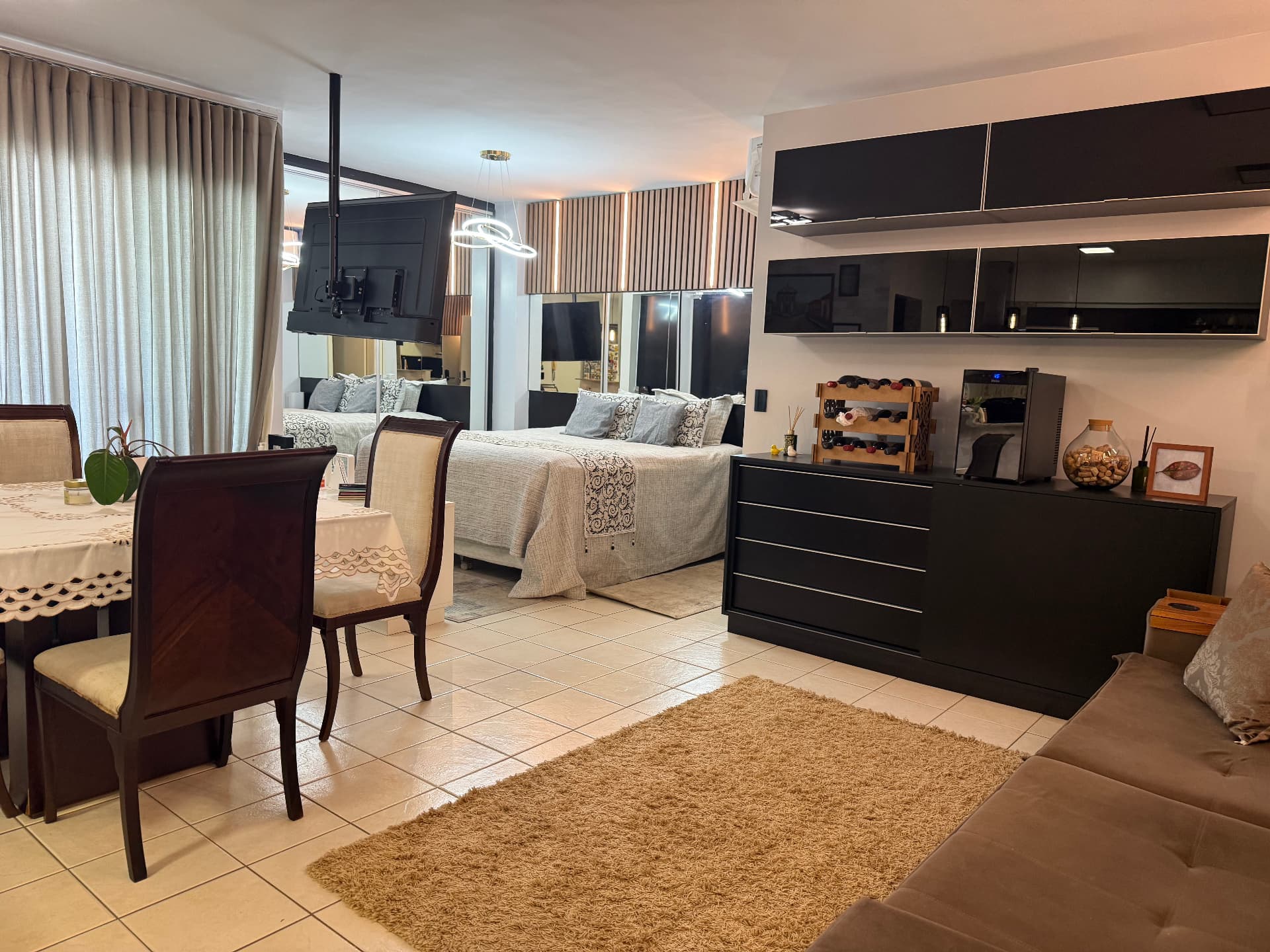 Apartamento Mobiliado com 1 Suíte à venda no Jardim Goiás, no Unique Residence