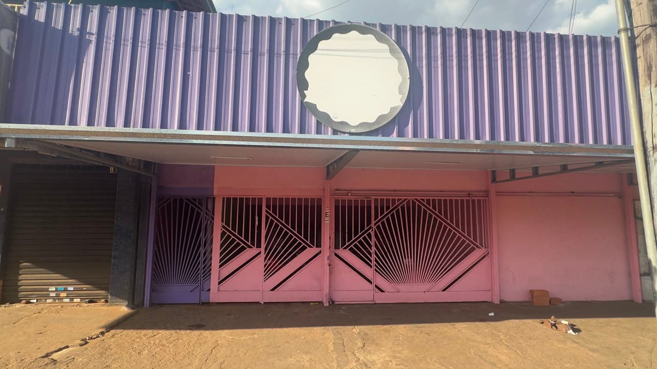 Área comercial à venda no Setor Balneário Meia Ponte