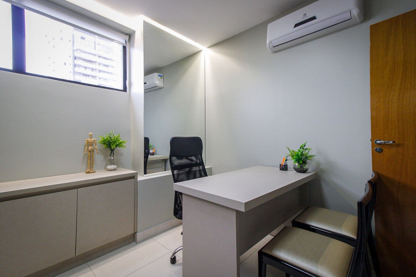 Sala Comercial à venda no Setor Oeste, Lourenço Office