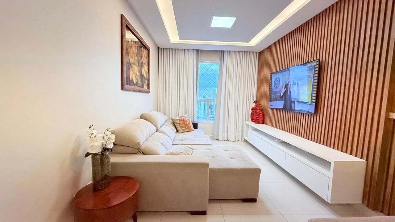 Apartamento nascente 3 suítes mobiliado à venda no Setor Bueno
