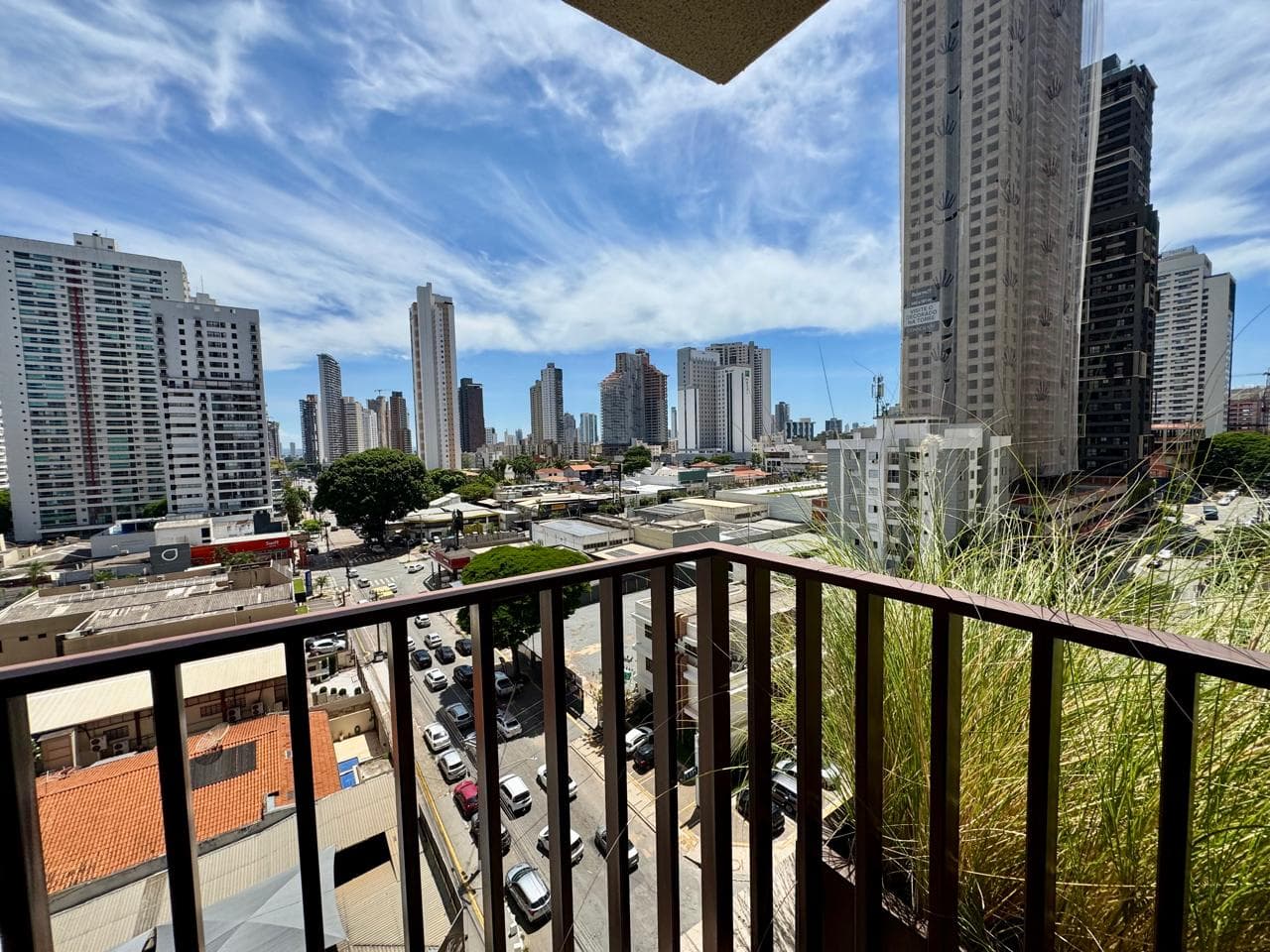 Deck 23 by Opus: 245m² de Sofisticação e Natureza de Frente para a Praça T-23