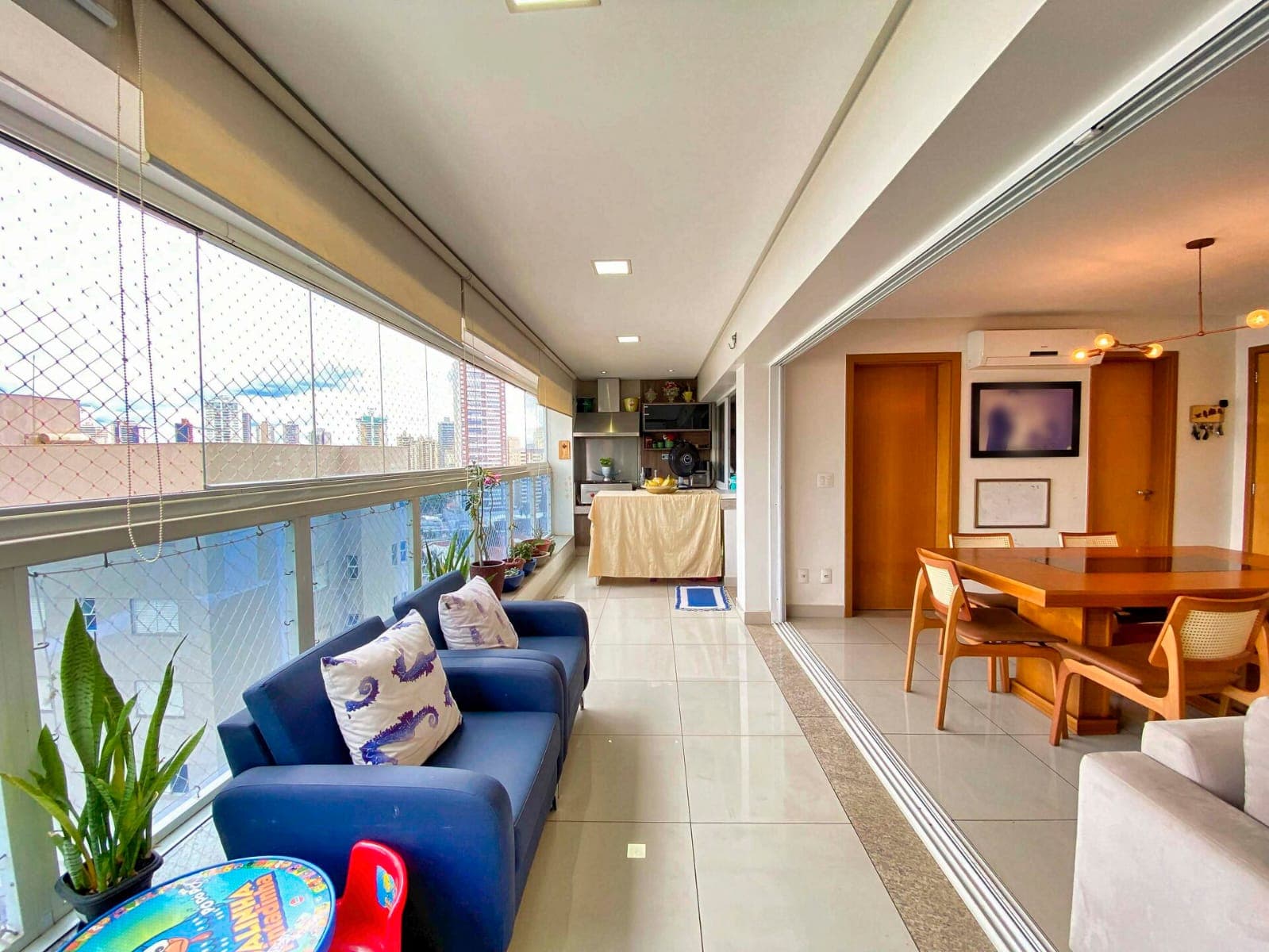 Apartamento nascente à venda com 3 suítes no Setor Oeste