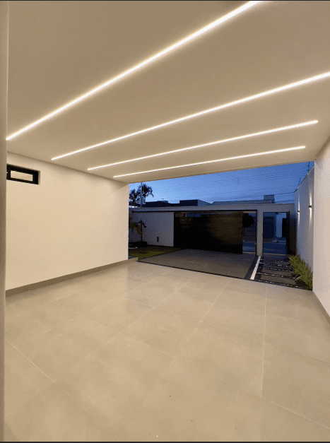 Casa térrea de alto padrão 4 suítes à venda no Residencial Vereda dos Buritis