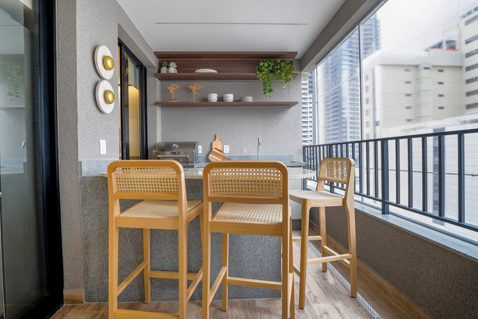 Apartamento com 3 suítes à venda no Setor Oeste